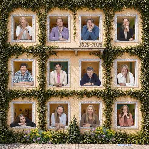 Eine Collage von Menschen in einem Gebäude mit der Nummer 2025-7076. Jede Person befindet sich in einem separaten Fenster, manche lächeln und andere posieren. Die Fenster sind mit Efeu bedeckt.