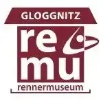 Das rote und weiße Logo für das Gloggnitz Renner Museum mit einem stilisierten Becher, einem Nike-Swoosh und den Worten 're mu'.