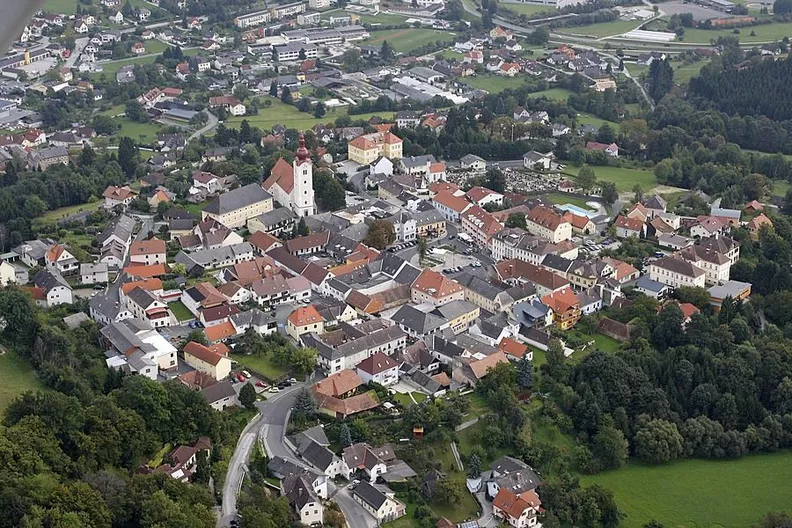 Outdoors, Nature, Suburb, Architecture, Building, Countryside, Rural, Village, Cityscape, Urban