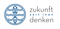 Das Zukunft Denken Logo zeigt einen blauen Kreis mit wellenförmigen Linien und den Buchstaben 'ÖWAV' in der Mitte, begleitet von dem Text 'zukunft denken seit 1909' darunter.