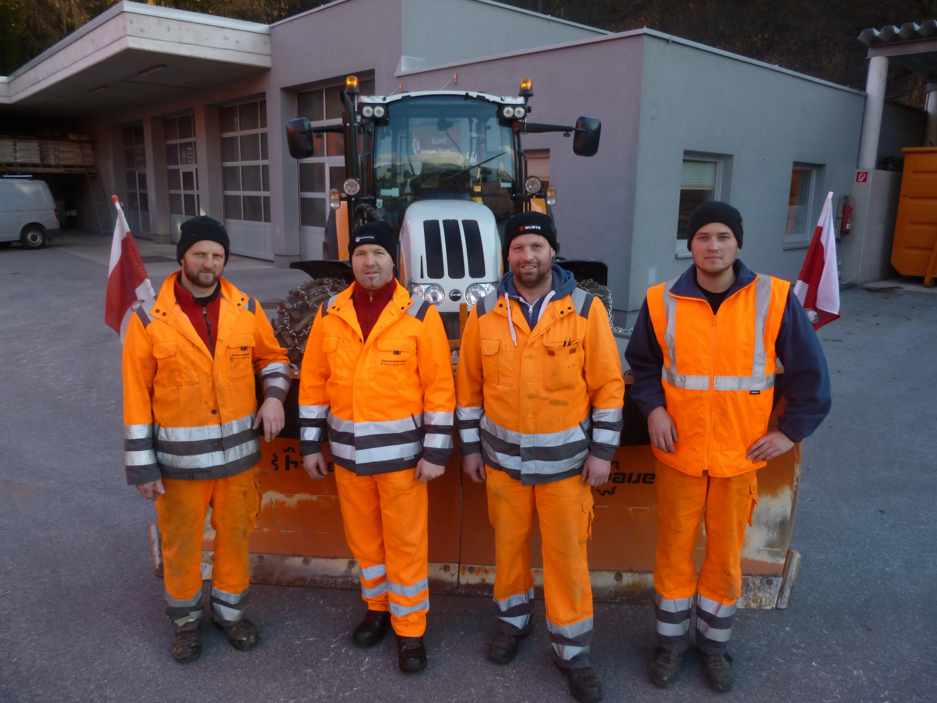 Person, Worker, People, Adult, Male, Man, Jacket, Hardhat, Wheel, Car