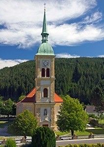Bild enthält, Architecture, Bell Tower, Building, Tower, Spire, Cathedral, Church, Clock Tower