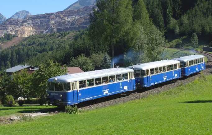Bild enthält, Railway, Train, Transportation, Vehicle, Person, Architecture, Building