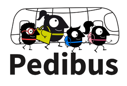 Eine Karikatur von vier Kindern in einem Bus, jedes trägt einen Rucksack und eine Brille, mit dem Wort 'Pedibus' darunter.