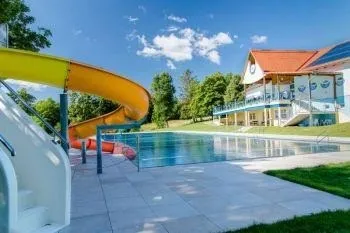 Water, Pool, Building, Hotel, Housing, Villa, Outdoors, Resort, Swimming Pool, Amusement Park