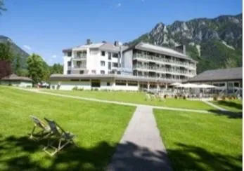 Building, Hotel, Resort, Grass, Villa, Lawn, Campus, Outdoors, Scenery, Park