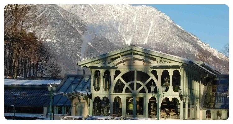 Outdoors, Shelter, Mountain, Nature, Peak, Housing, Porch, Villa, Lamp, Hotel
