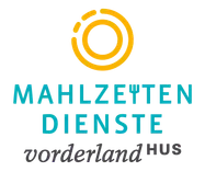Auf schwarzem Hintergrund ist das Logo von Mahlzeiten Dienste zu sehen, bestehend aus einem gelben Kreis mit einer inneren Linie, mit weißem Text Mahlzeiten Dienste und in kleinerem Text Vorderland HAUS.