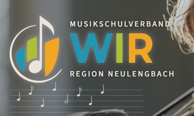 Das Logo einer Musikorganisation mit dem Text 'WIR' und 'REGION NEULENGBACH' auf einem grauen Hintergrund mit musikalischen Noten.