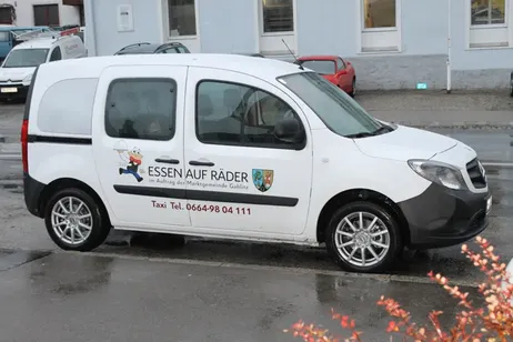 Moving Van, Transportation, Van, Vehicle, Car, Machine, Wheel