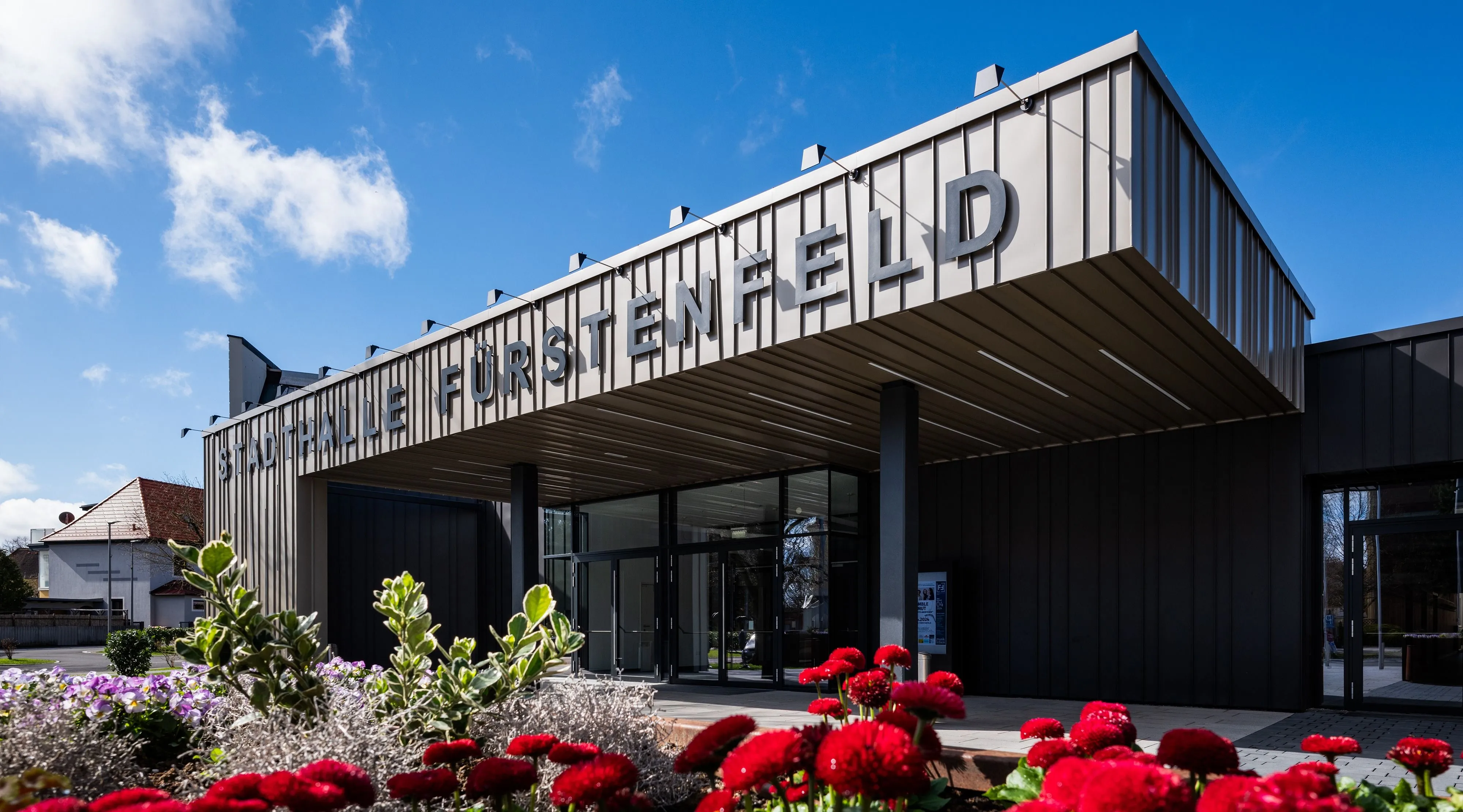 Office Building, Outdoors, Shelter, Flower, Person, Car, Interior Design, Geranium, Hotel