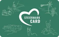 Ein grüner Hintergrund mit einem weißen Herzsymbol und den Worten 'Steiermark Card'. Um das Herz herum befinden sich verschiedene Illustrationen, darunter ein Boot, eine Windmühle, eine Person mit Rucksack und ein Kamel.