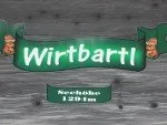 Ein grünes Banner mit weißem Text, das 'Wirtbart' auf einem hölzernen Hintergrund zeigt. Unter dem Banner steht 'Nachtschicht' und '129.4m'.
