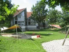 Backyard, Nature, Outdoors, Yard, Grass, Hotel, Resort, Villa, Lawn, Neighborhood