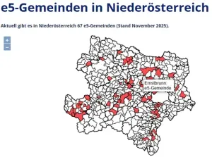 Eine Karte von Niederösterreich mit 67 e5-Gemeinden (Stand November 2025). Die Karte ist in Regionen unterteilt, wobei einige Regionen rot hervorgehoben sind.