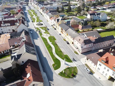 Luftaufnahme - Hauptplatz NEU