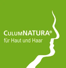 Das Logo für CulmNatura, eine Marke für Haut- und Haarpflege, auf grünem Hintergrund.