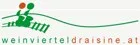 Ein Logo mit einer grünen Linie und zwei Figuren, eine sitzend und eine stehend, auf weißem Hintergrund.