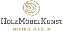 Das Logo von Holzmöbel Kunst zeigt ein Spiraldesign aus goldenen Linien auf weißem Hintergrund, mit dem Text 'Holzmöbel Kunst' in Schwarz und 'Manfred Winkler' in kleinerem schwarzen Text darunter.
