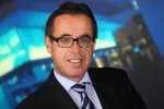 Formal Wear, Tie, Face, Head, Photography, Portrait, Glasses, Blazer, Smile, Suit