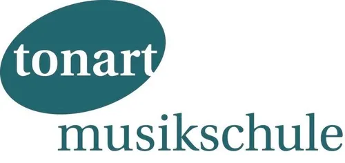 Logo, Text