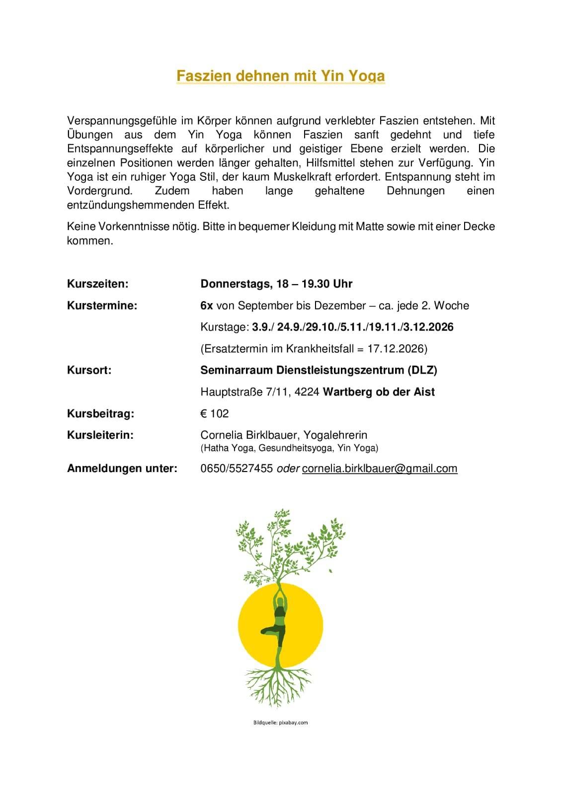 Ein Flyer für einen Yoga-Kurs, mit einer Person in einer Yoga-Pose, Daten, Zeiten und Kontaktinformationen.