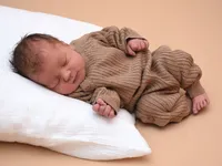 Baby, Person, Finger, Hand, Blanket, Face, Head, Photography, Portrait, Newborn